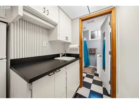 5470 NE Abbey Road Carlton OR 97111