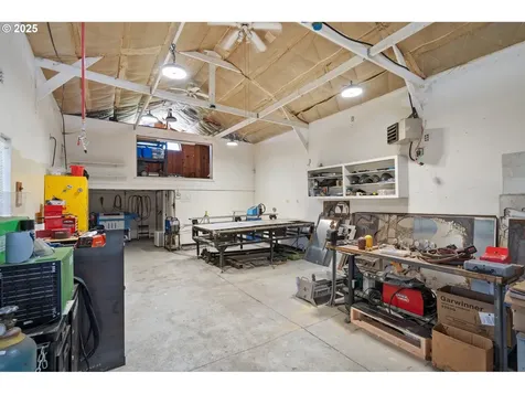 5470 NE Abbey Road Carlton OR 97111