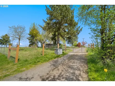5470 NE Abbey Road Carlton OR 97111