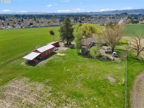 5470 NE Abbey Road Carlton OR 97111