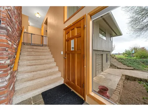 5470 NE Abbey Road Carlton OR 97111