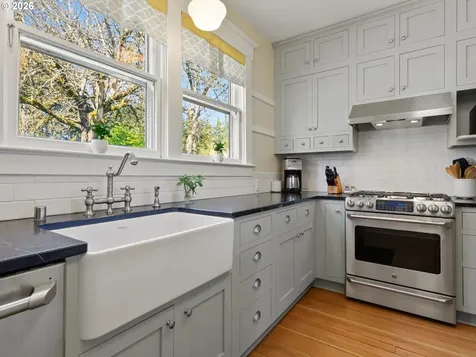 15003 NW Seward Road Vancouver WA 98685