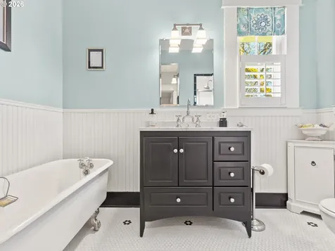 15003 NW Seward Road Vancouver WA 98685