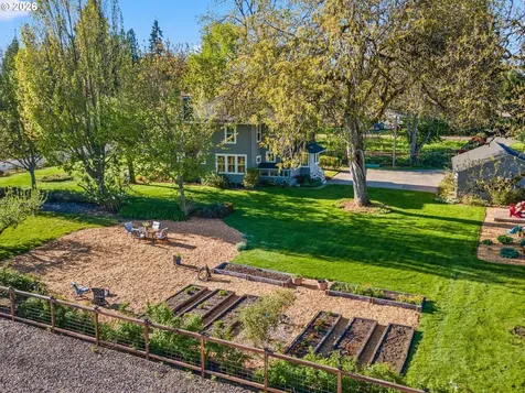 15003 NW Seward Road Vancouver WA 98685