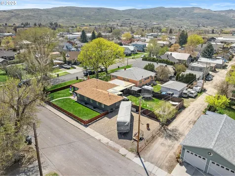 1805 5th Street Baker City OR 97814