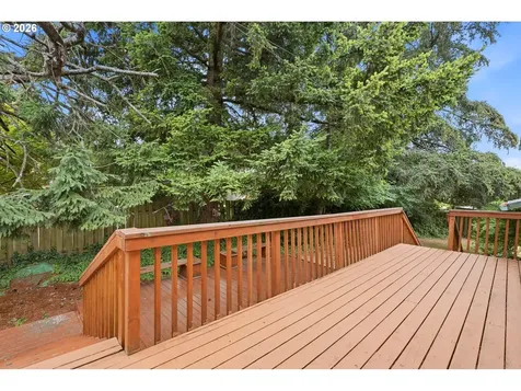 17610 NE Multnomah Drive Portland OR 97230