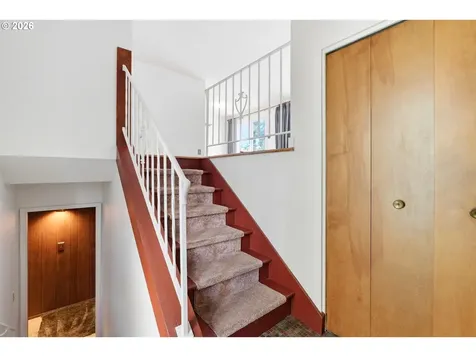 17610 NE Multnomah Drive Portland OR 97230
