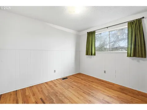 17610 NE Multnomah Drive Portland OR 97230