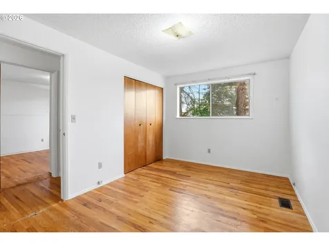 17610 NE Multnomah Drive Portland OR 97230