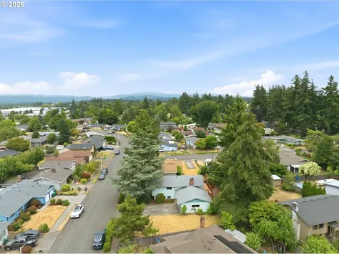 17610 NE Multnomah Drive Portland OR 97230
