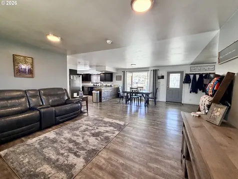 325 W Linden Way Heppner OR 97836