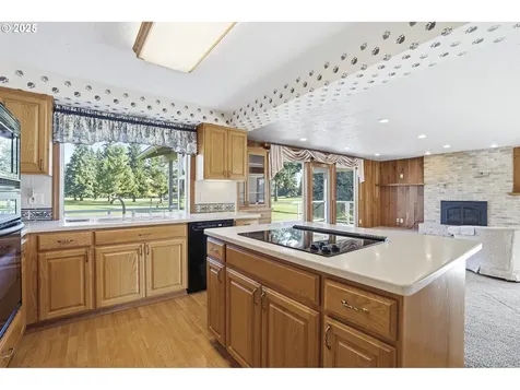 2040 N Country Club Drive Canby OR 97013