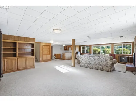 2040 N Country Club Drive Canby OR 97013