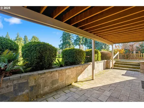 2040 N Country Club Drive Canby OR 97013