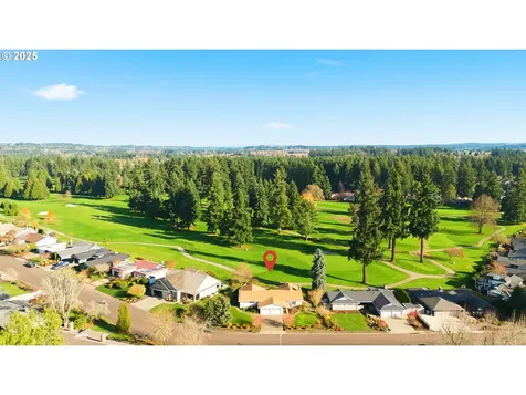 2040 N Country Club Drive Canby OR 97013