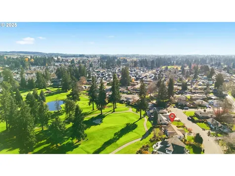 2040 N Country Club Drive Canby OR 97013