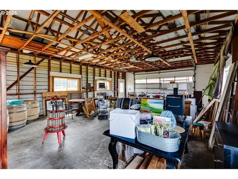 34386 Mathews Road Eugene OR 97405