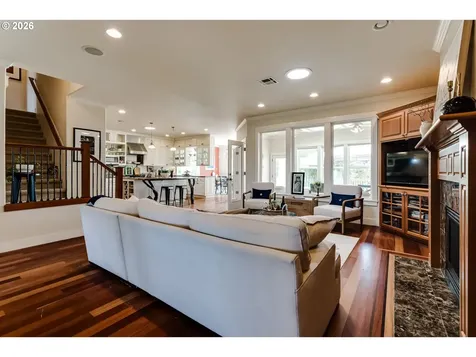 34386 Mathews Road Eugene OR 97405