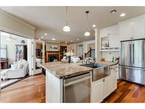 34386 Mathews Road Eugene OR 97405