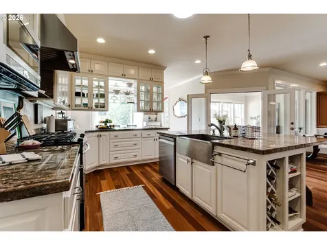 34386 Mathews Road Eugene OR 97405
