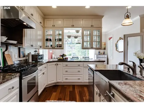 34386 Mathews Road Eugene OR 97405