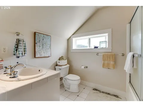 34386 Mathews Road Eugene OR 97405