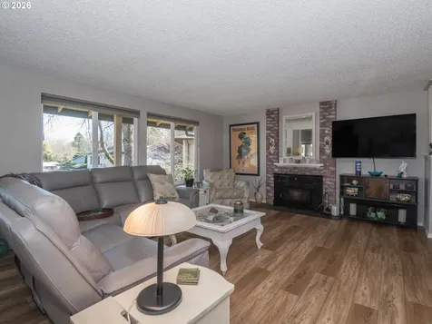4031 SE Knarr Circle Troutdale OR 97060