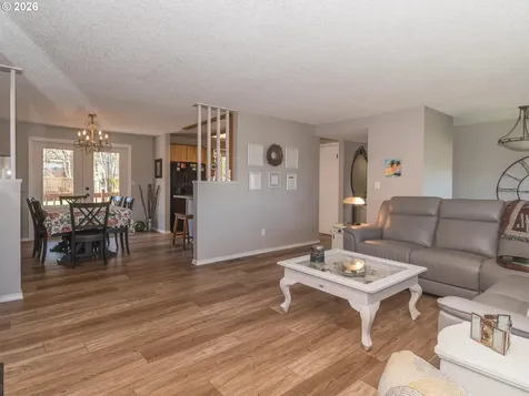4031 SE Knarr Circle Troutdale OR 97060