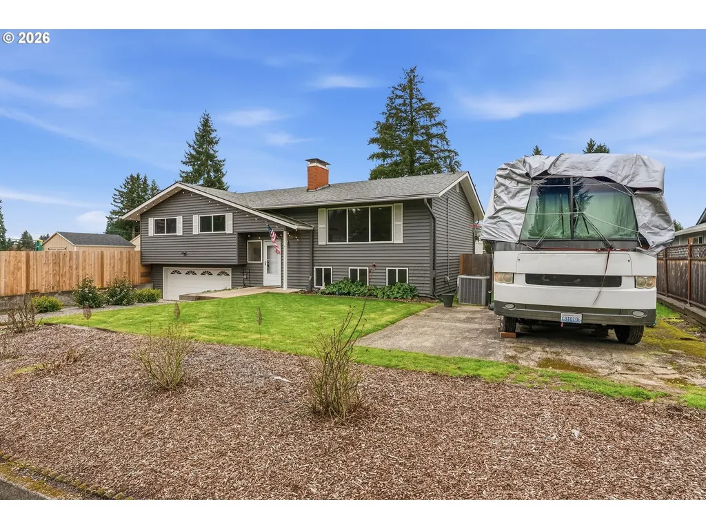 400 NW 99th Street Vancouver WA 98665