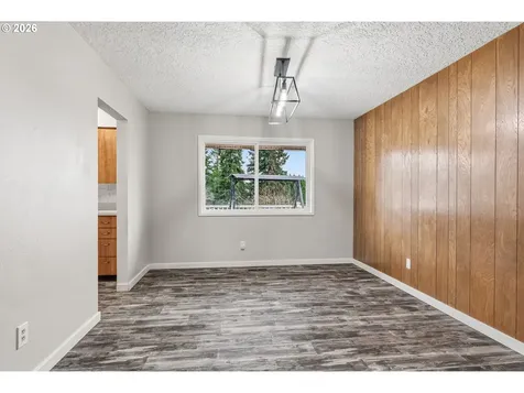 400 NW 99th Street Vancouver WA 98665