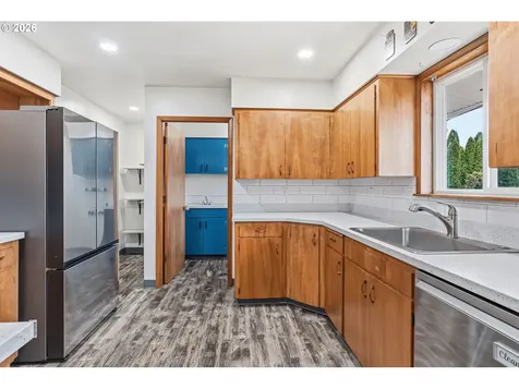 400 NW 99th Street Vancouver WA 98665