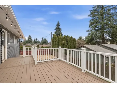400 NW 99th Street Vancouver WA 98665