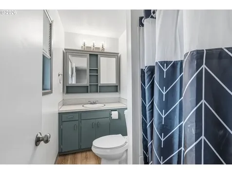 400 NW 99th Street Vancouver WA 98665