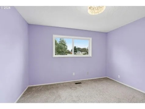 400 NW 99th Street Vancouver WA 98665