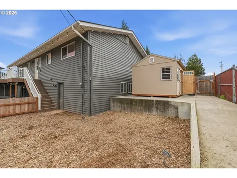 400 NW 99th Street Vancouver WA 98665