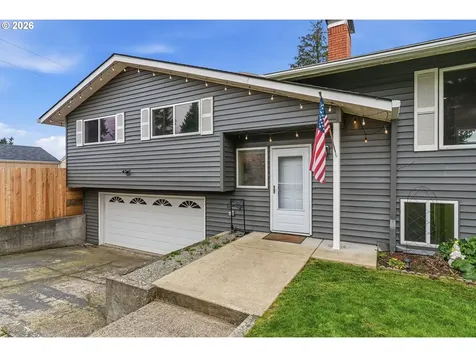400 NW 99th Street Vancouver WA 98665
