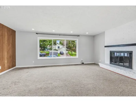 400 NW 99th Street Vancouver WA 98665