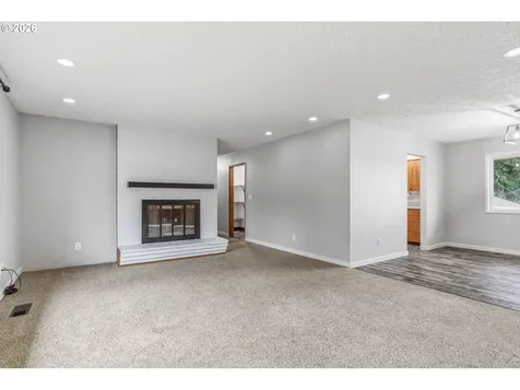 400 NW 99th Street Vancouver WA 98665