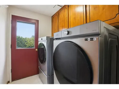 342 Mclaughlin Drive Woodburn OR 97071