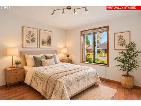 342 Mclaughlin Drive Woodburn OR 97071