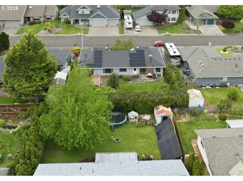 342 Mclaughlin Drive Woodburn OR 97071