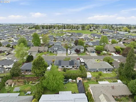 342 Mclaughlin Drive Woodburn OR 97071