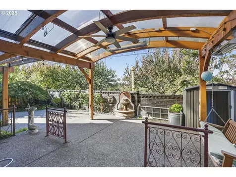 4473 NW Oxbridge Drive Portland OR 97229