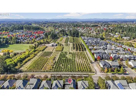 4473 NW Oxbridge Drive Portland OR 97229