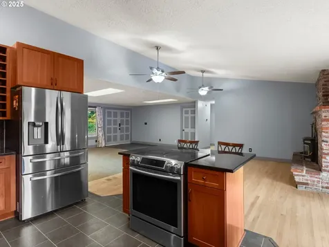 25404 NE 56th Street Vancouver WA 98682