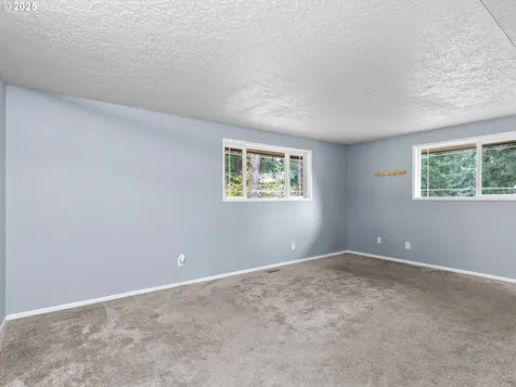 25404 NE 56th Street Vancouver WA 98682