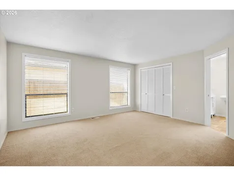 684 NE Terry Court Hillsboro OR 97124