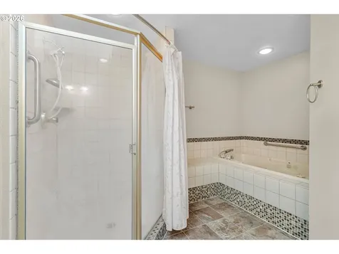 684 NE Terry Court Hillsboro OR 97124