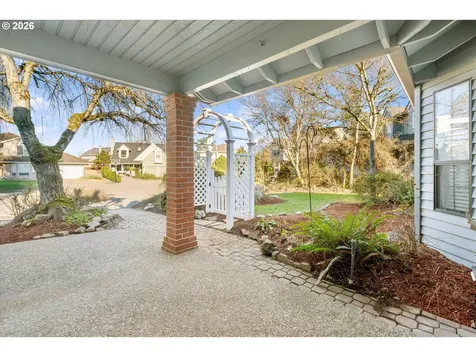 684 NE Terry Court Hillsboro OR 97124