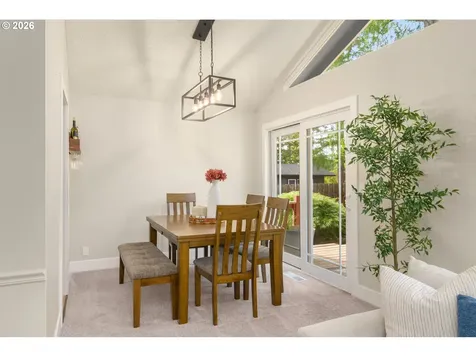 12225 SW Spring Court Portland OR 97225